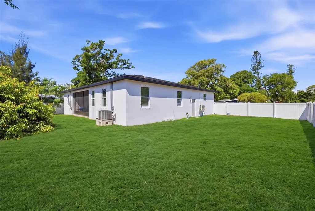 4401 Cobia Drive SE St Petersburg FL 33705