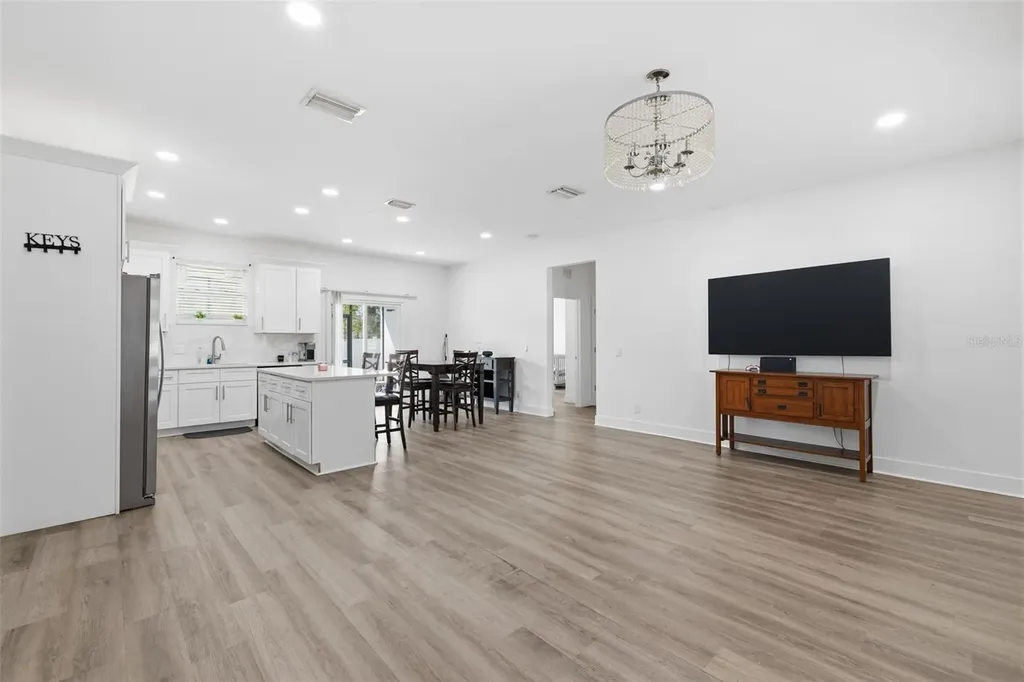 4401 Cobia Drive SE St Petersburg FL 33705