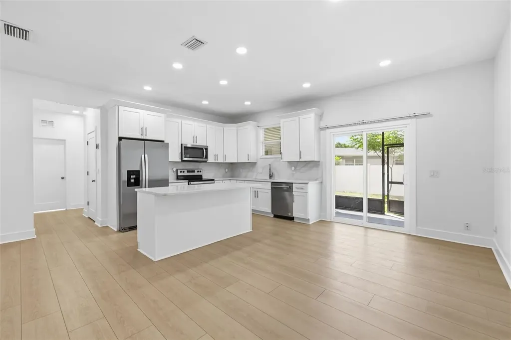4401 Cobia Drive SE St Petersburg FL 33705