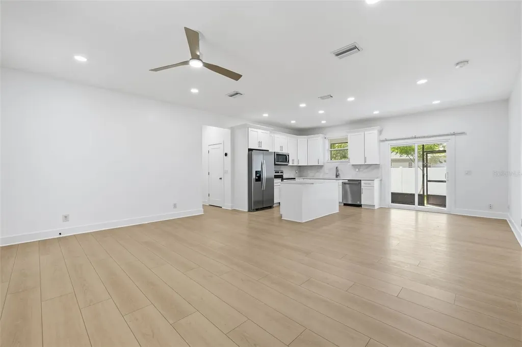 4401 Cobia Drive SE St Petersburg FL 33705