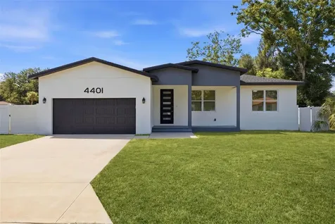 4401 Cobia Drive SE St Petersburg FL 33705