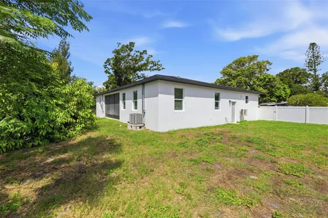 4401 Cobia Drive SE St Petersburg FL 33705