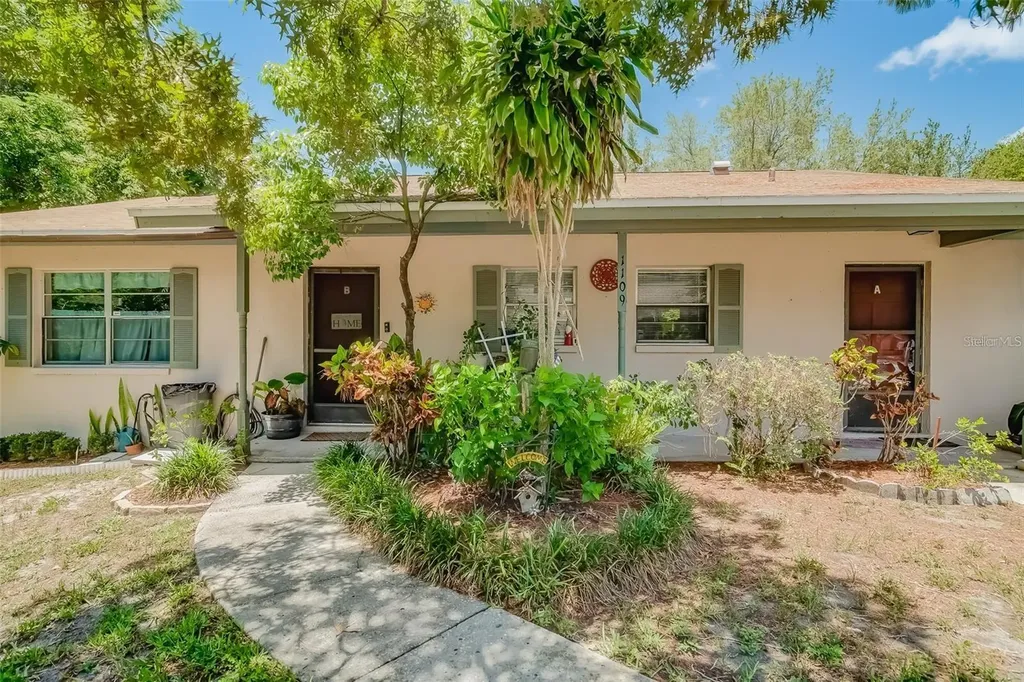 1109 E Rohe Street Tarpon Springs FL 34689