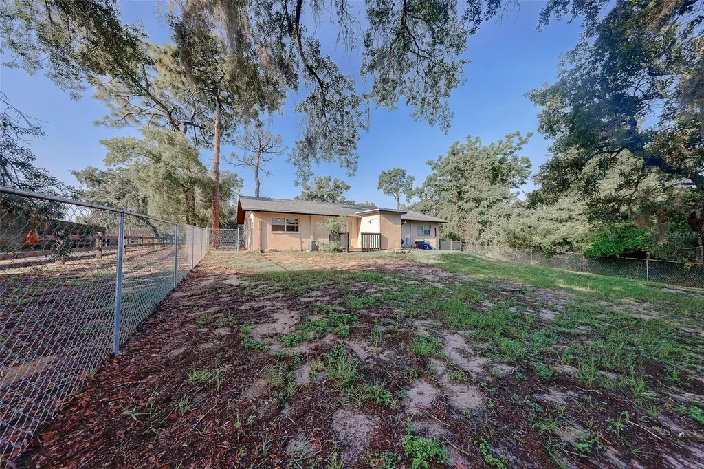 1109 E Rohe Street Tarpon Springs FL 34689