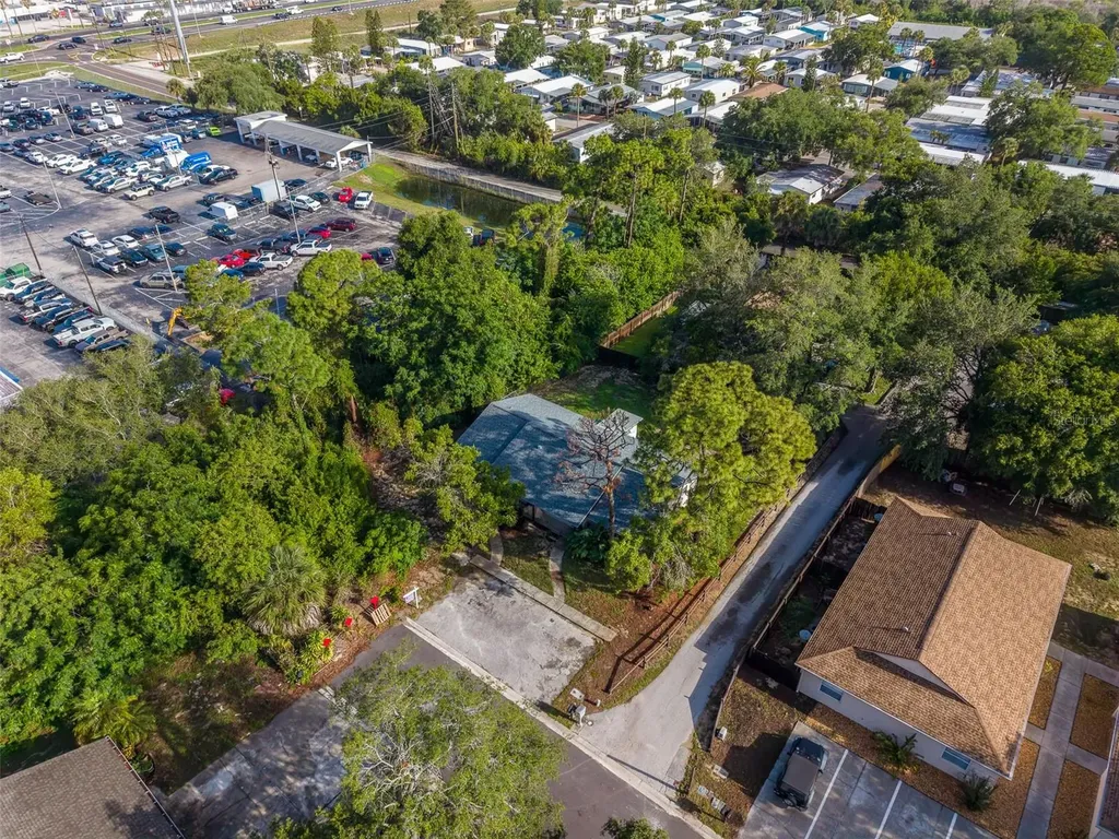 1109 E Rohe Street Tarpon Springs FL 34689