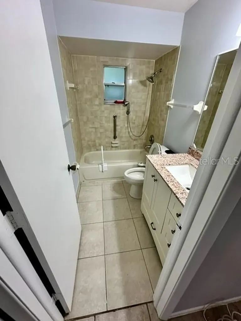 1109 E Rohe Street Tarpon Springs FL 34689