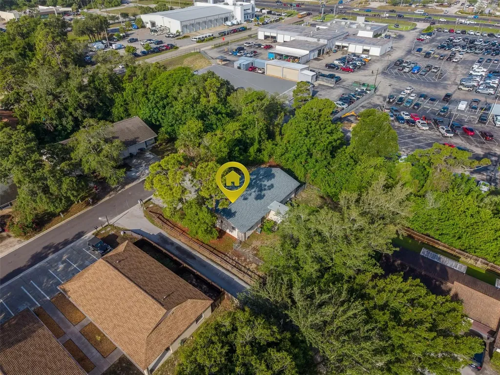 1109 E Rohe Street Tarpon Springs FL 34689