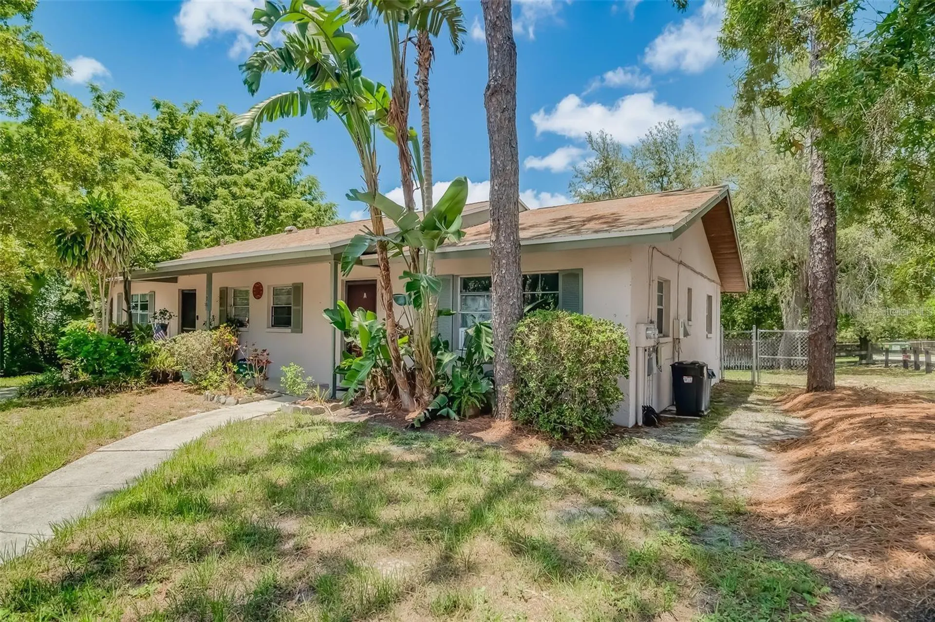 1109 E Rohe Street Tarpon Springs FL 34689