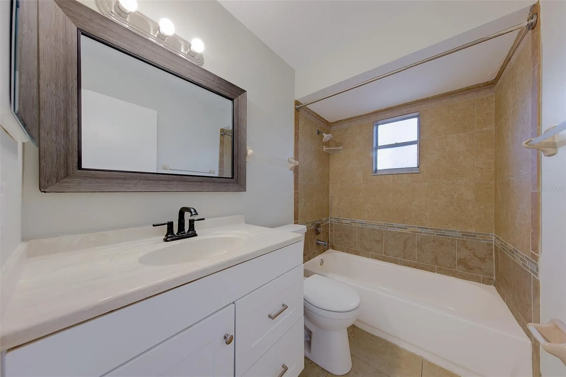 1109 E Rohe Street Tarpon Springs FL 34689