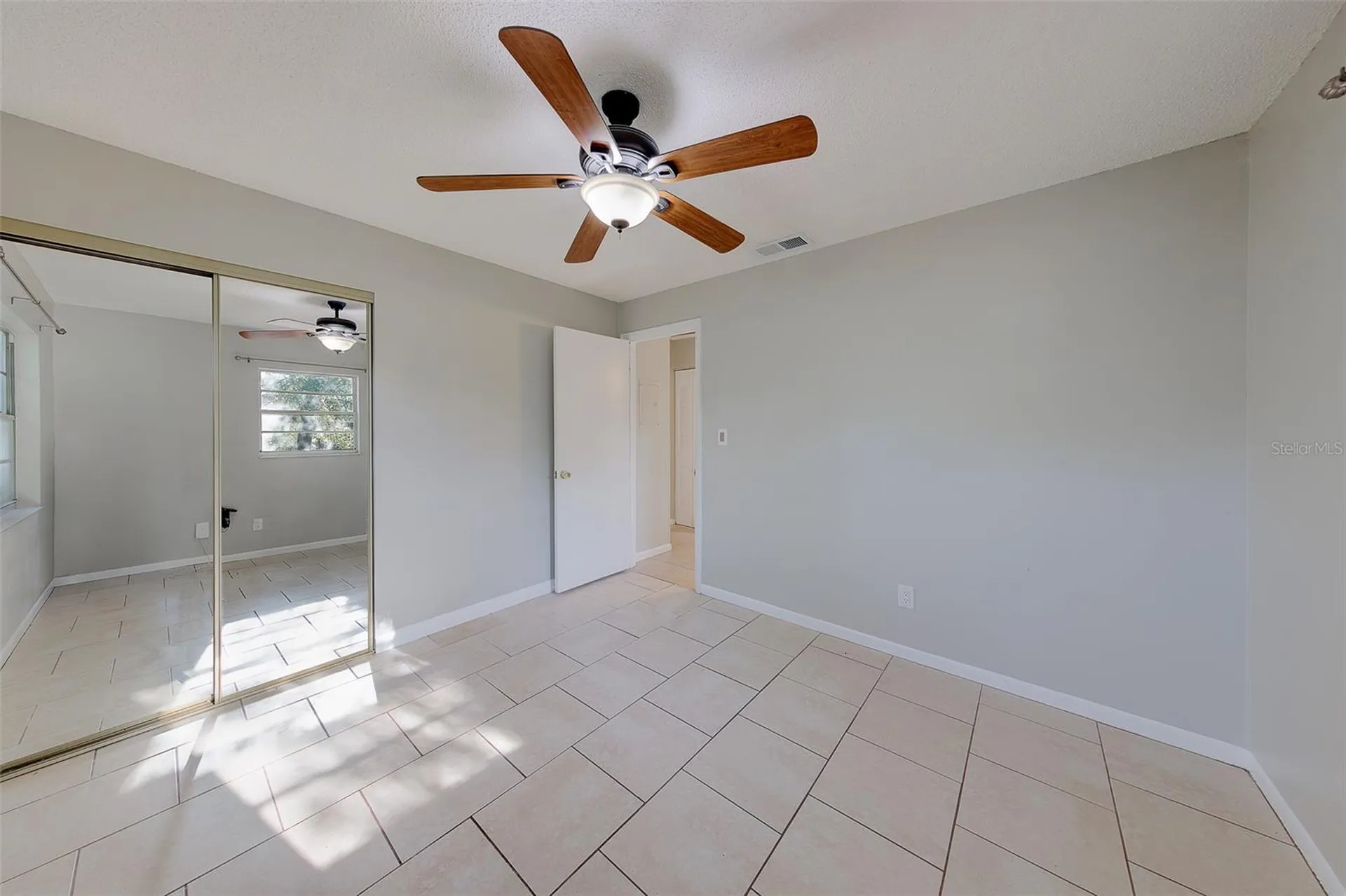 1109 E Rohe Street Tarpon Springs FL 34689
