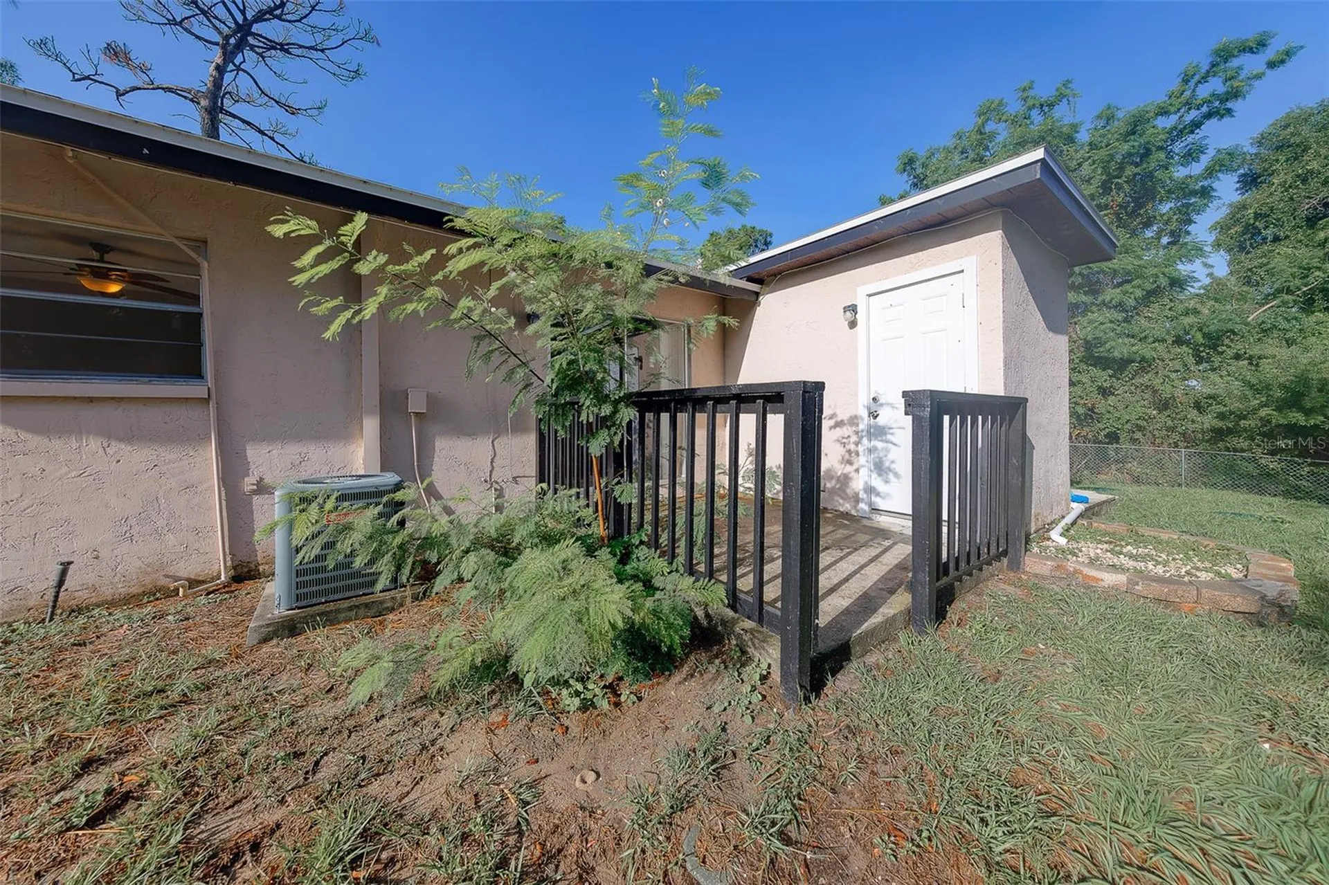 1109 E Rohe Street Tarpon Springs FL 34689