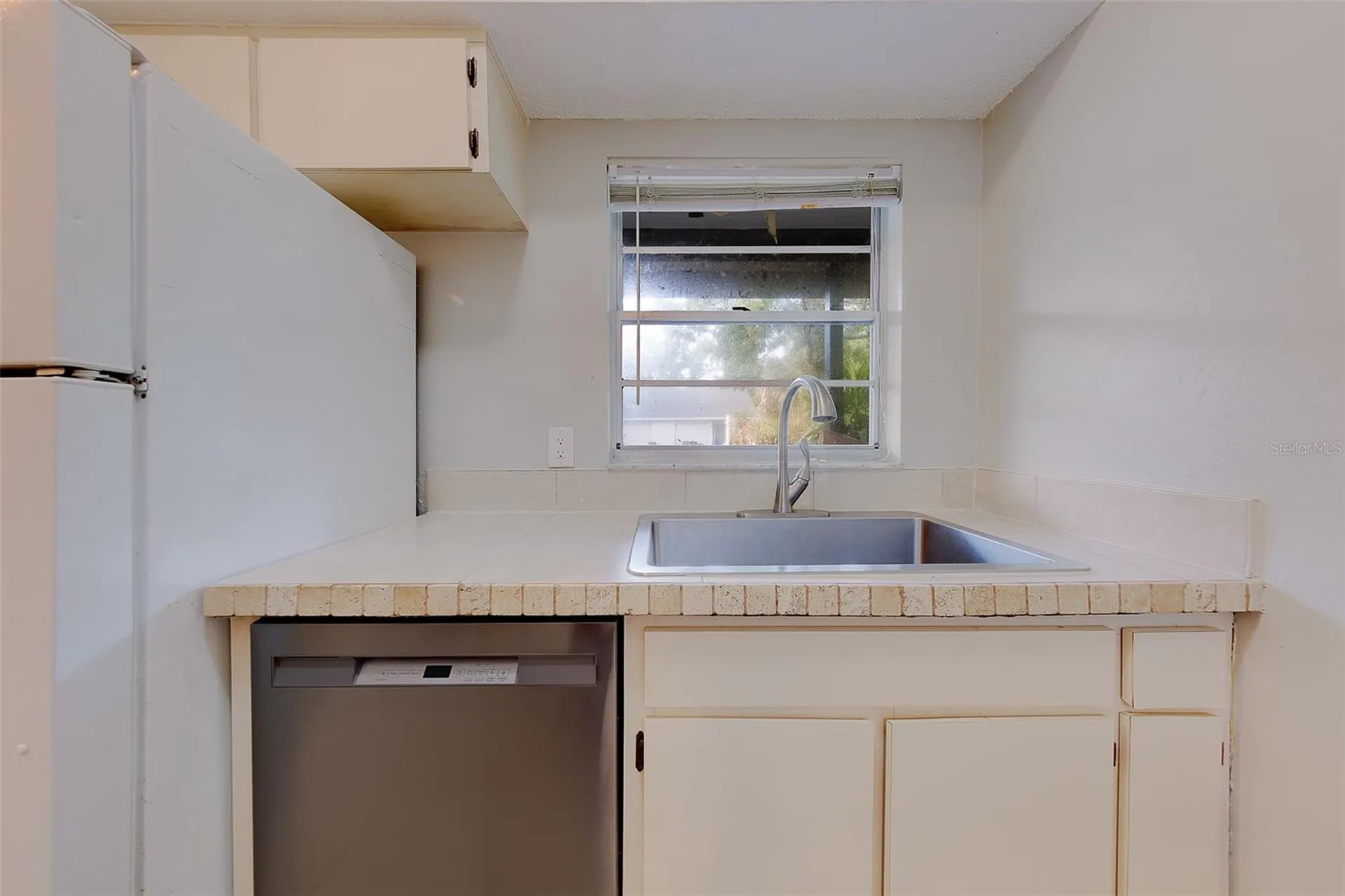 1109 E Rohe Street Tarpon Springs FL 34689