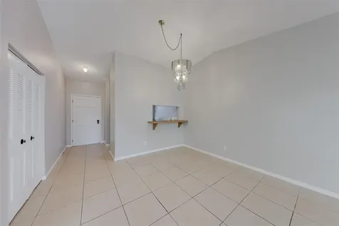 1109 E Rohe Street Tarpon Springs FL 34689