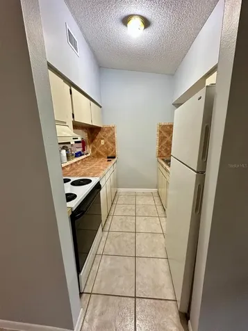 1109 E Rohe Street Tarpon Springs FL 34689