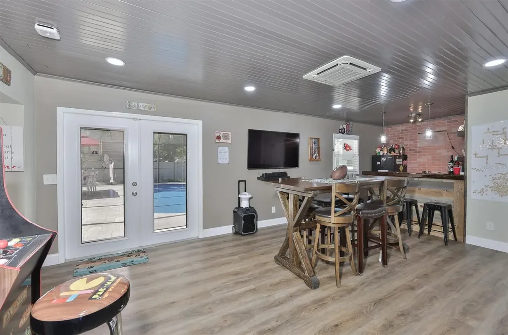 3931 Appletree Drive Valrico FL 33594