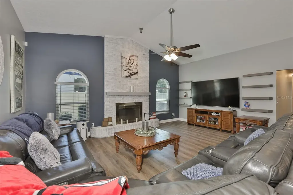 3931 Appletree Drive Valrico FL 33594