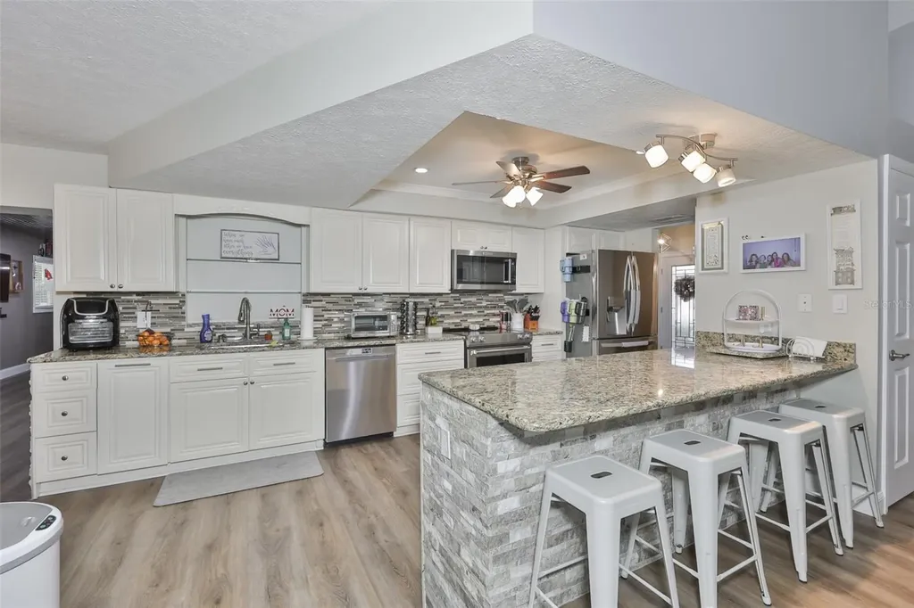3931 Appletree Drive Valrico FL 33594