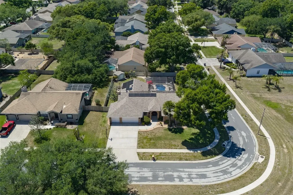 3931 Appletree Drive Valrico FL 33594