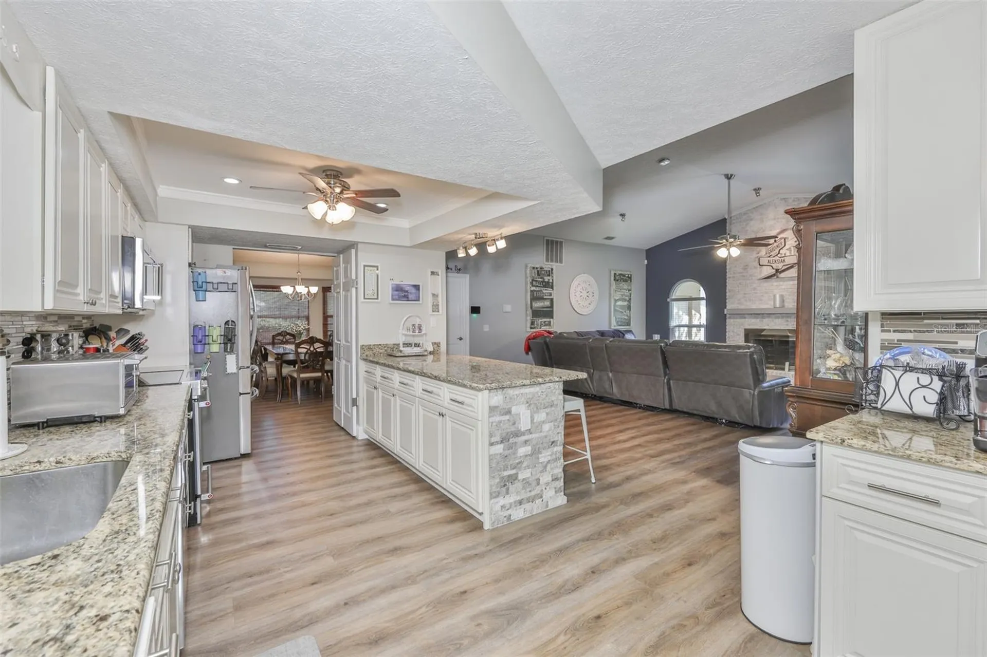 3931 Appletree Drive Valrico FL 33594
