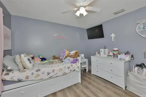 3931 Appletree Drive Valrico FL 33594