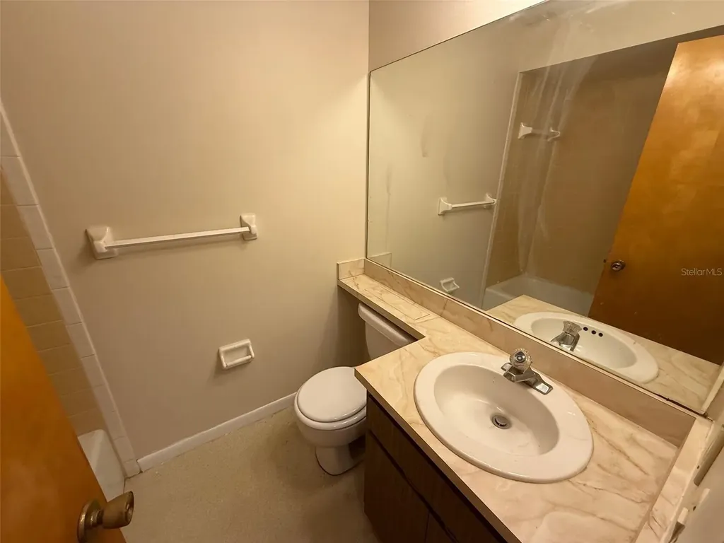 5072 Lakewood Drive Dade City FL 33523