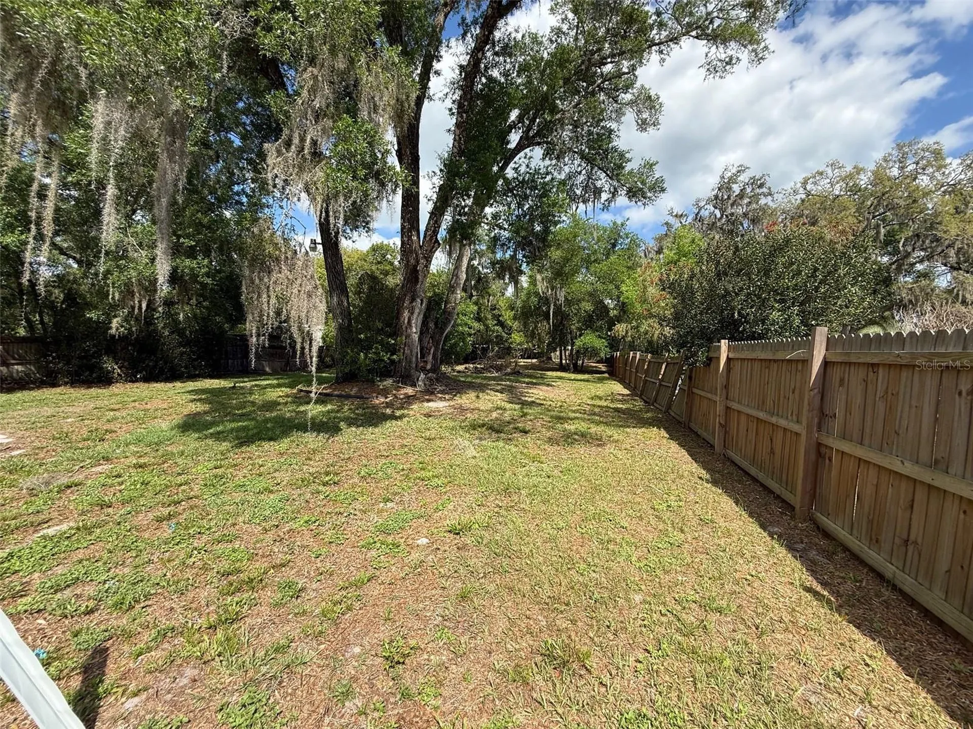 5072 Lakewood Drive Dade City FL 33523