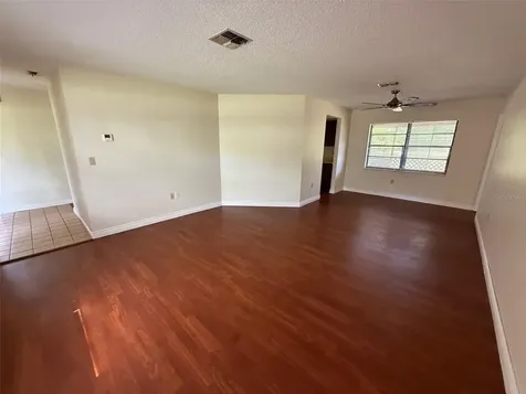 5072 Lakewood Drive Dade City FL 33523