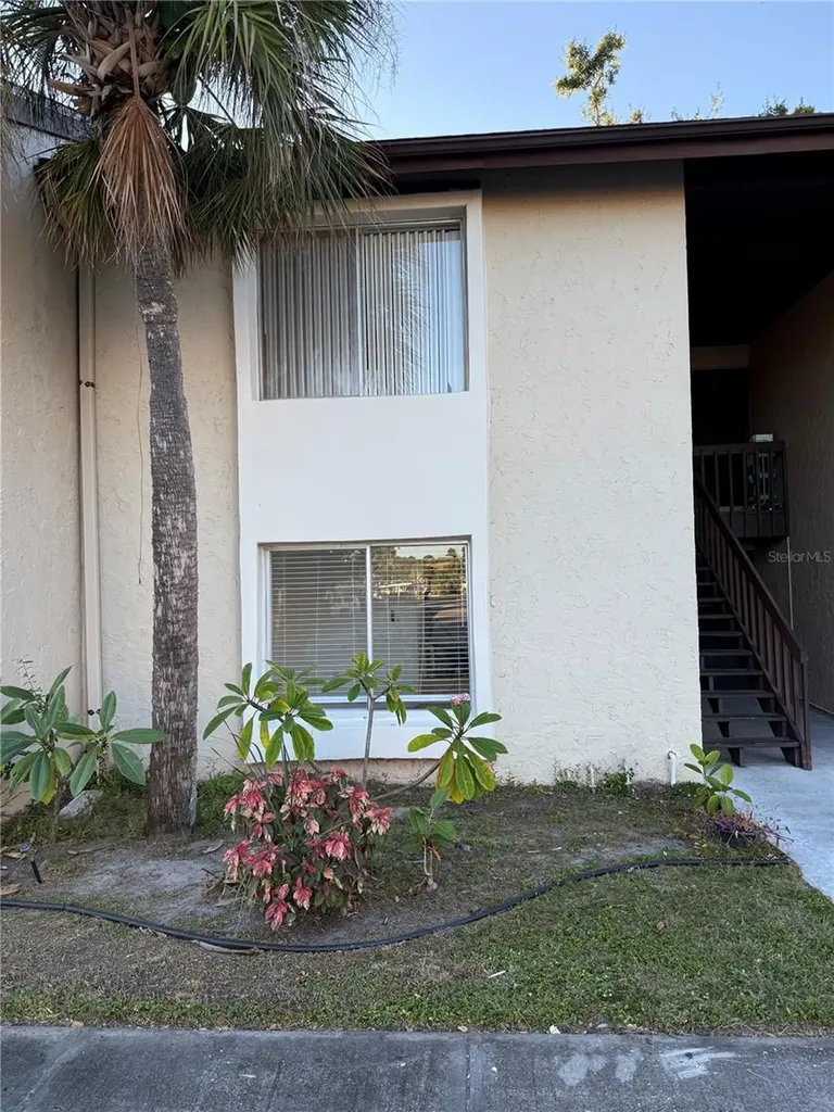 2611 Pine Lake Terrace Sarasota FL 34237