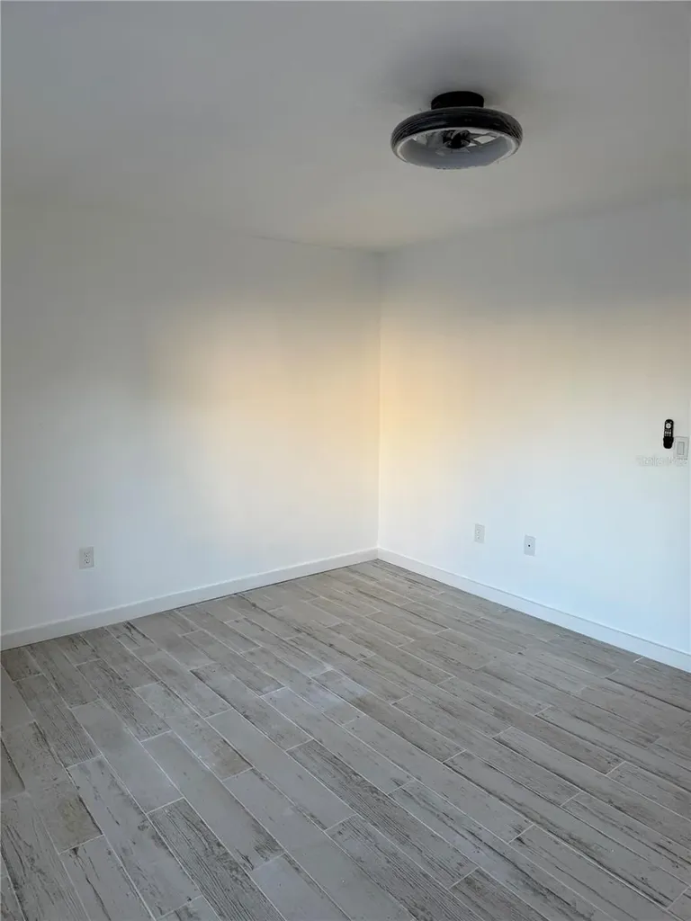 2611 Pine Lake Terrace Sarasota FL 34237
