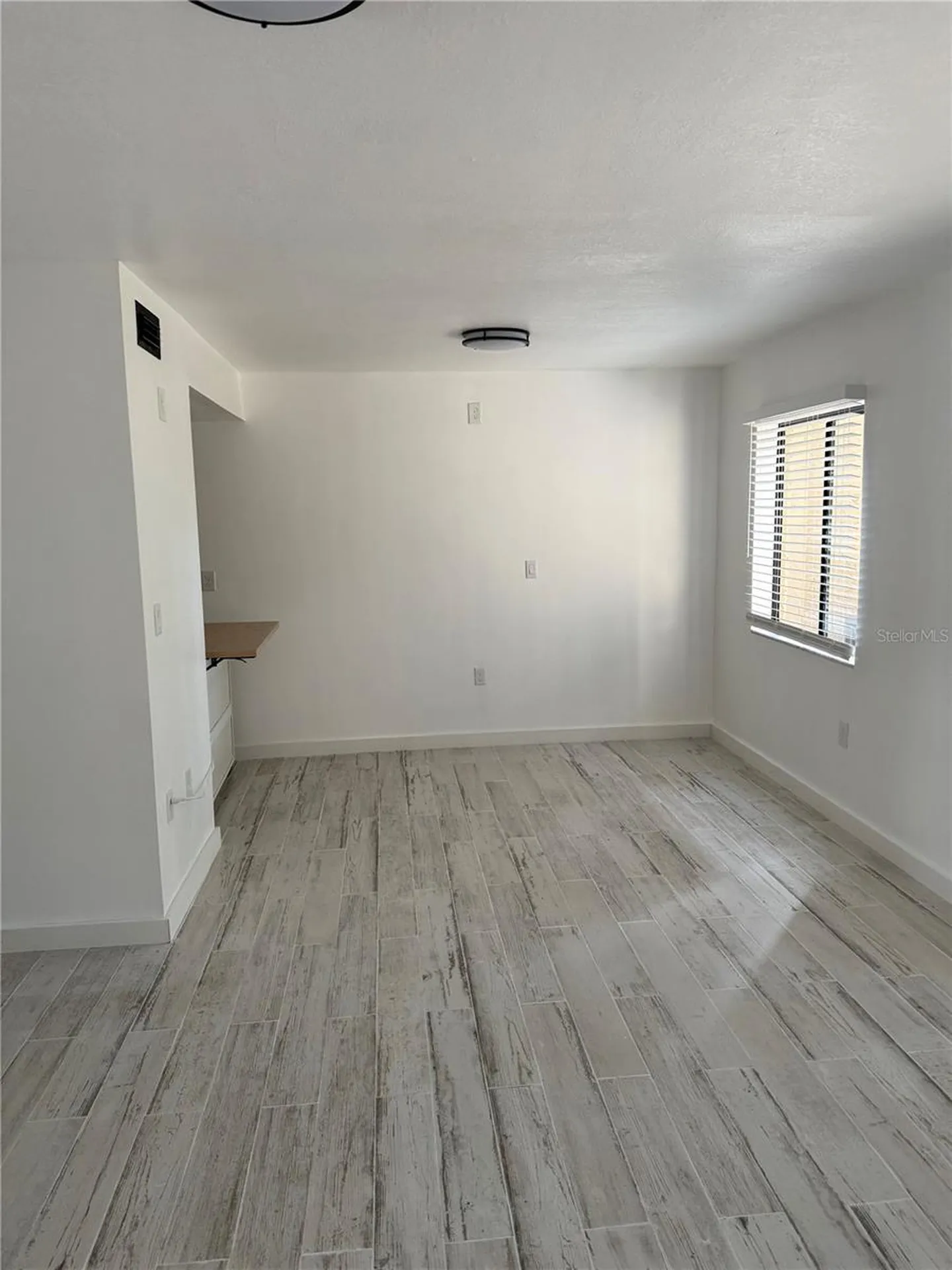 2611 Pine Lake Terrace Sarasota FL 34237