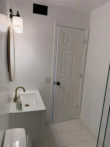 2611 Pine Lake Terrace Sarasota FL 34237
