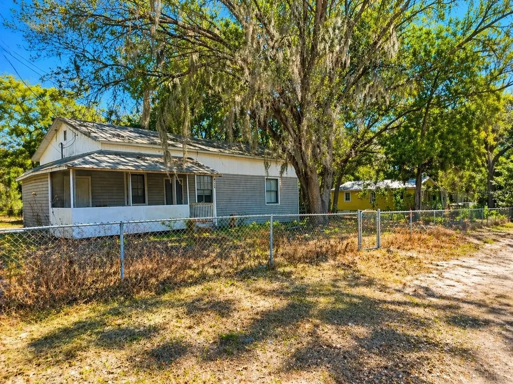 851 SE 23rd Street Gainesville FL 32641