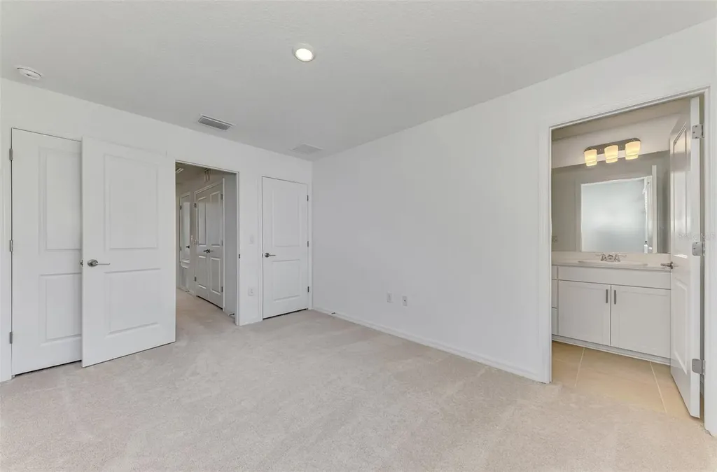 8540 Daybreak Street Sarasota FL 34241