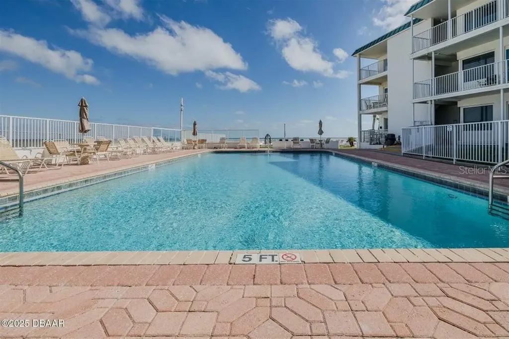 935 S Atlantic Avenue Daytona Beach FL 32118