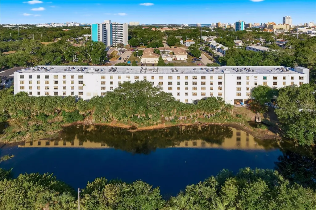 701 S Madison Avenue Clearwater FL 33756
