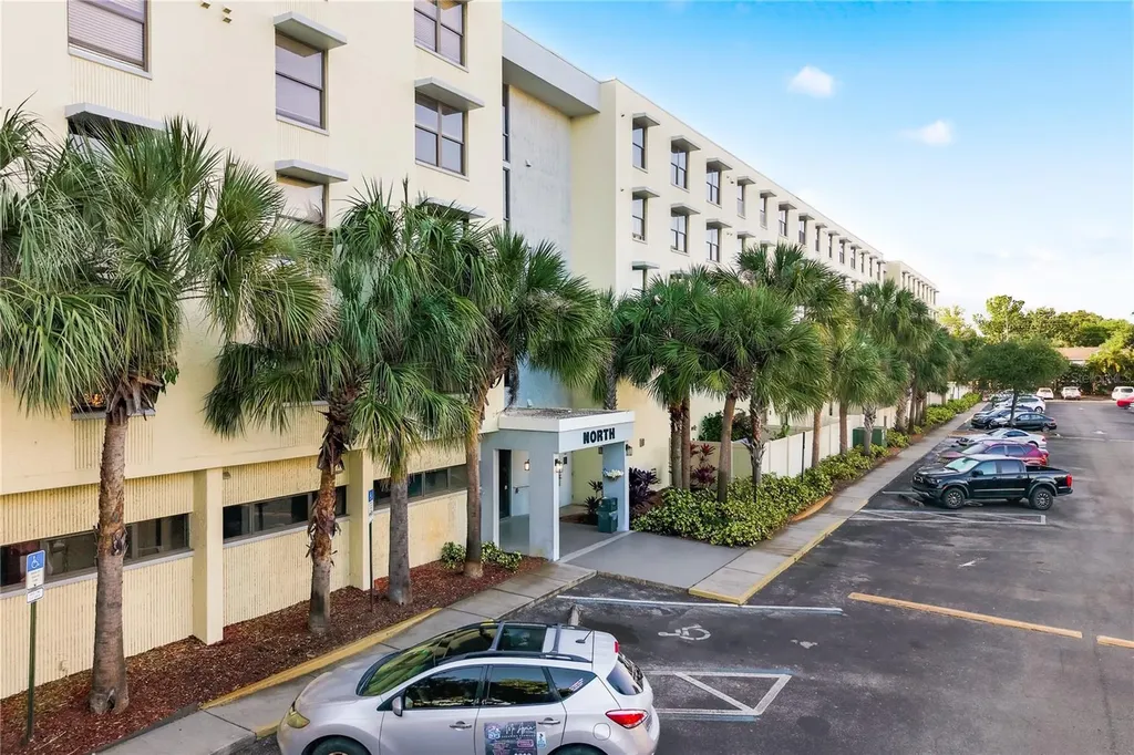 701 S Madison Avenue Clearwater FL 33756