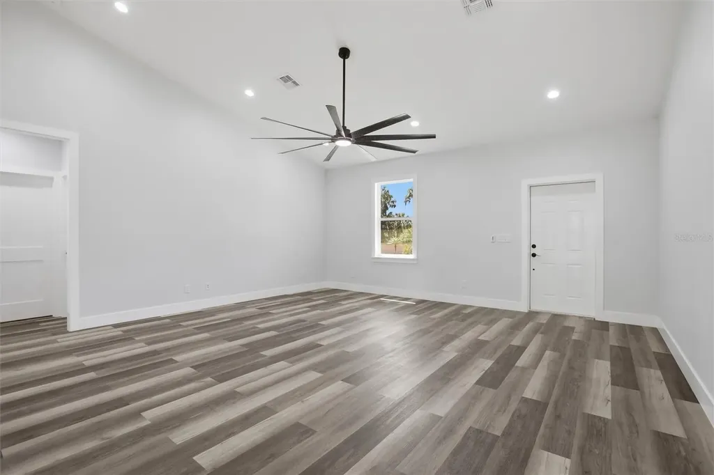 2440 Hiawatha Street Port Charlotte FL 33948