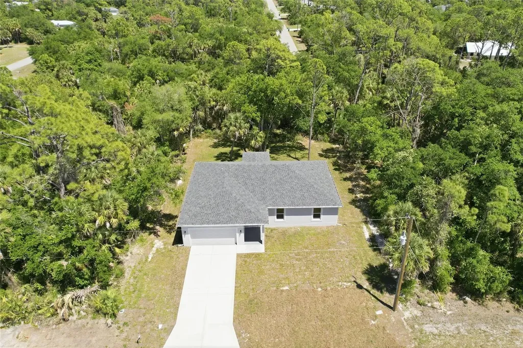 2440 Hiawatha Street Port Charlotte FL 33948