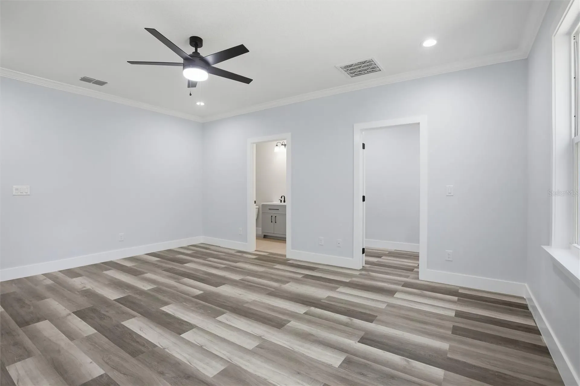 2440 Hiawatha Street Port Charlotte FL 33948