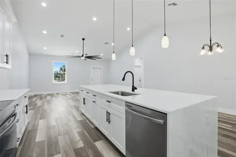 2440 Hiawatha Street Port Charlotte FL 33948