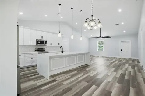 2440 Hiawatha Street Port Charlotte FL 33948