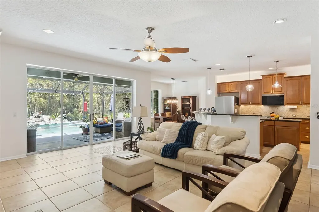 505 E Gulley Avenue Oakland FL 34787