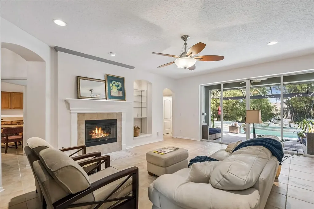 505 E Gulley Avenue Oakland FL 34787