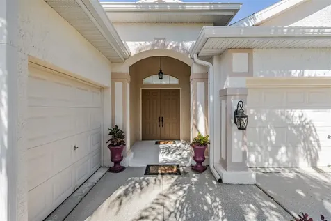 12220 Woodlands Circle Dade City FL 33525