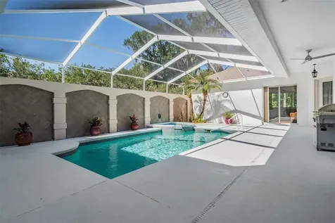 12220 Woodlands Circle Dade City FL 33525