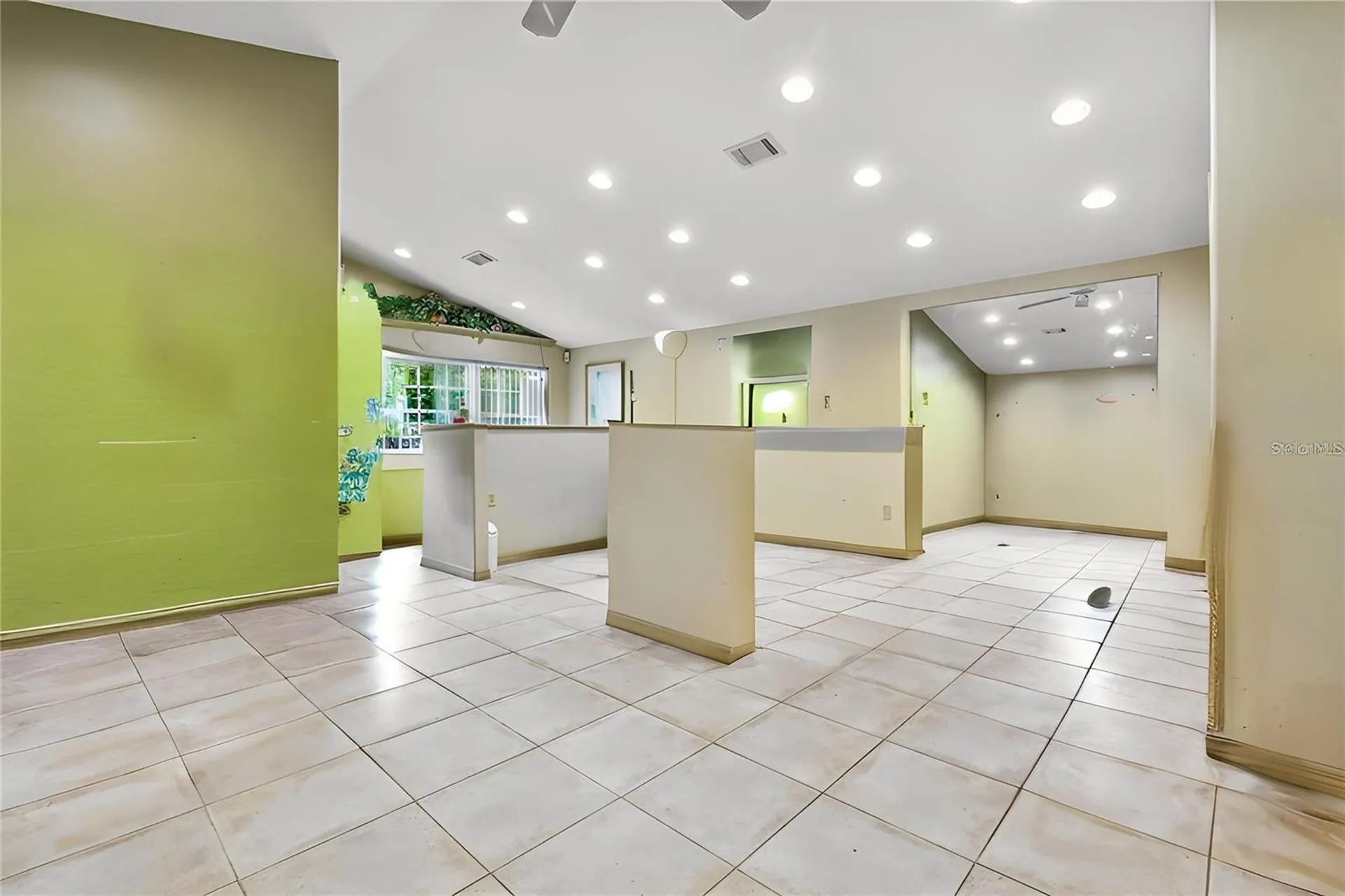 1935 Grand Boulevard Holiday FL 34690
