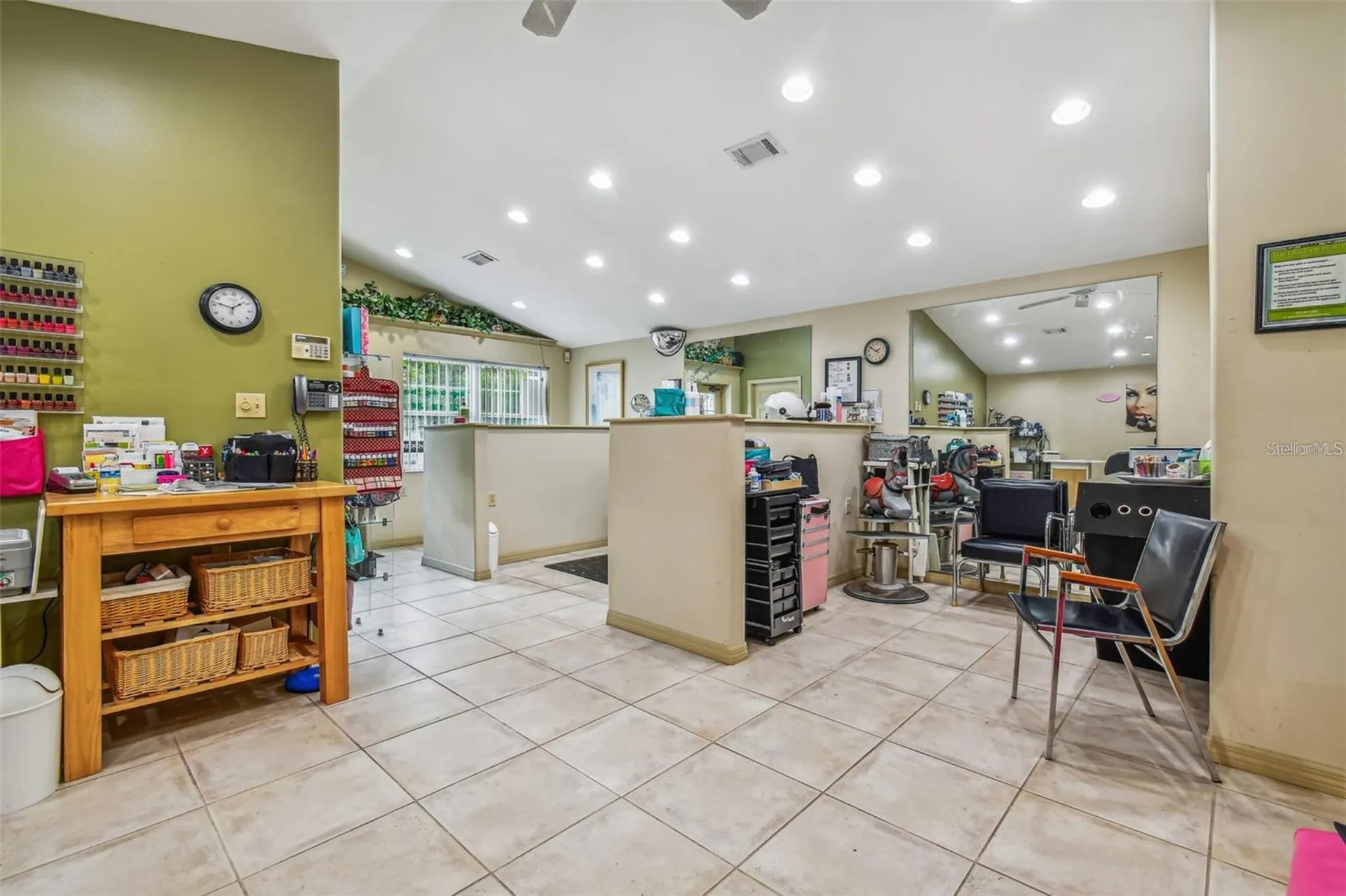 1935 Grand Boulevard Holiday FL 34690