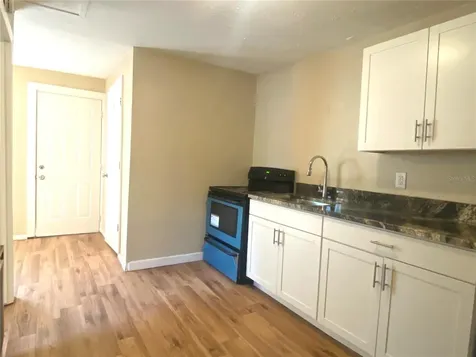 2531 W Cherry Street Tampa FL 33607