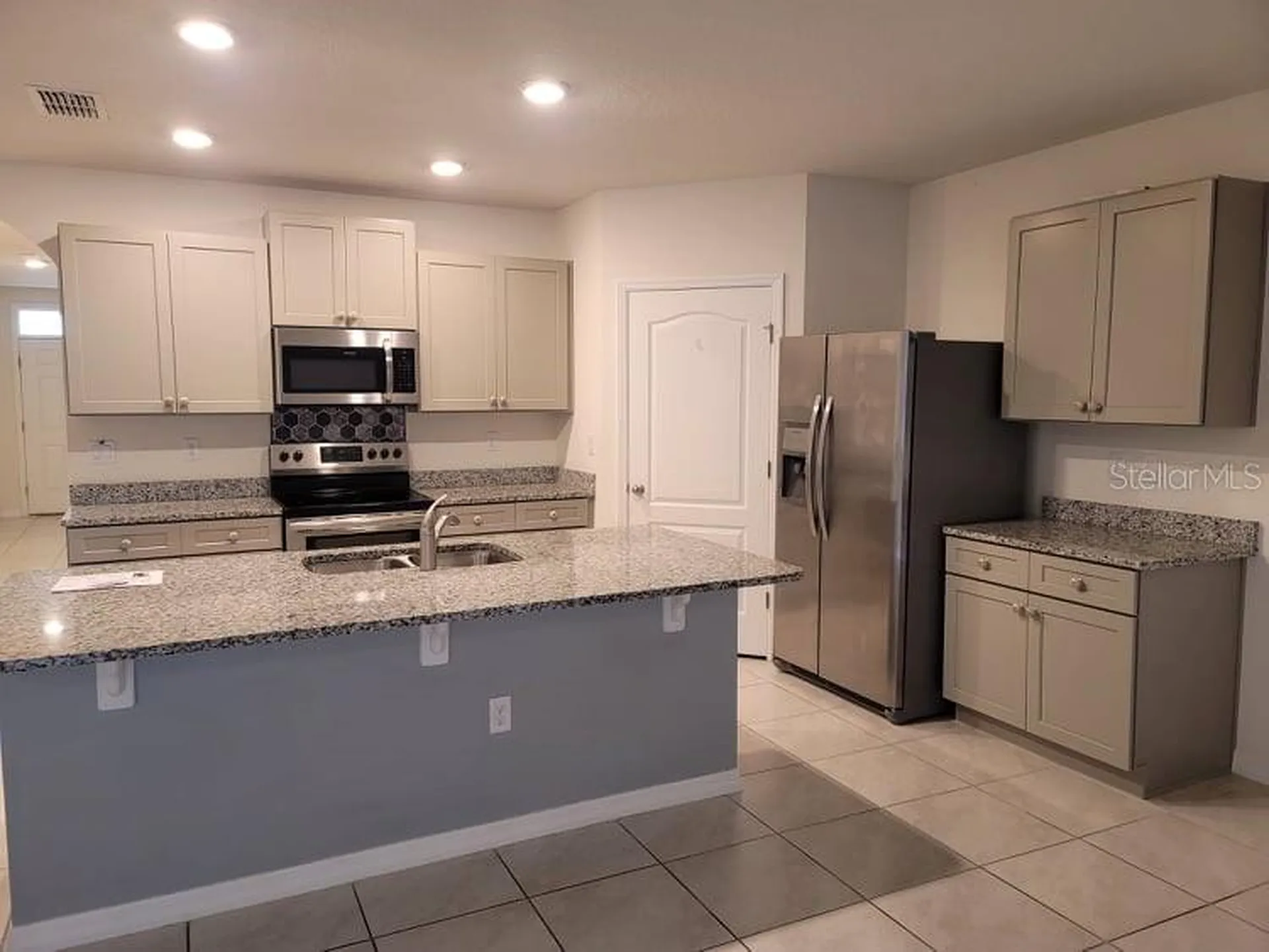376 Tanglewood Drive Davenport FL 33896