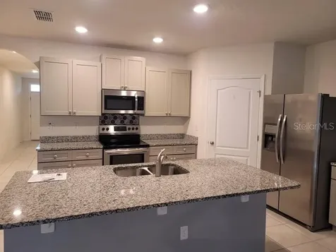 376 Tanglewood Drive Davenport FL 33896